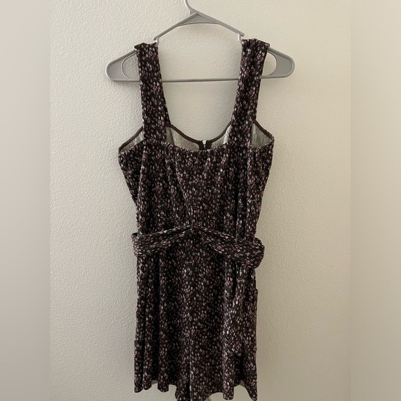 Azure Zip Front Short Romper Brown Floral Size Medium - Picture 5 of 7